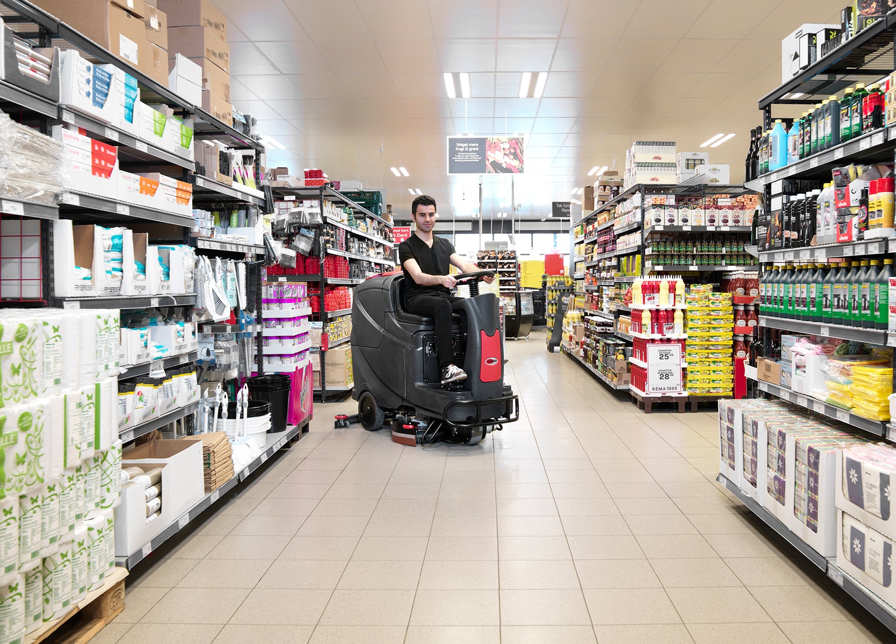 Viper AS710R Ride-on Scrubber Dryer