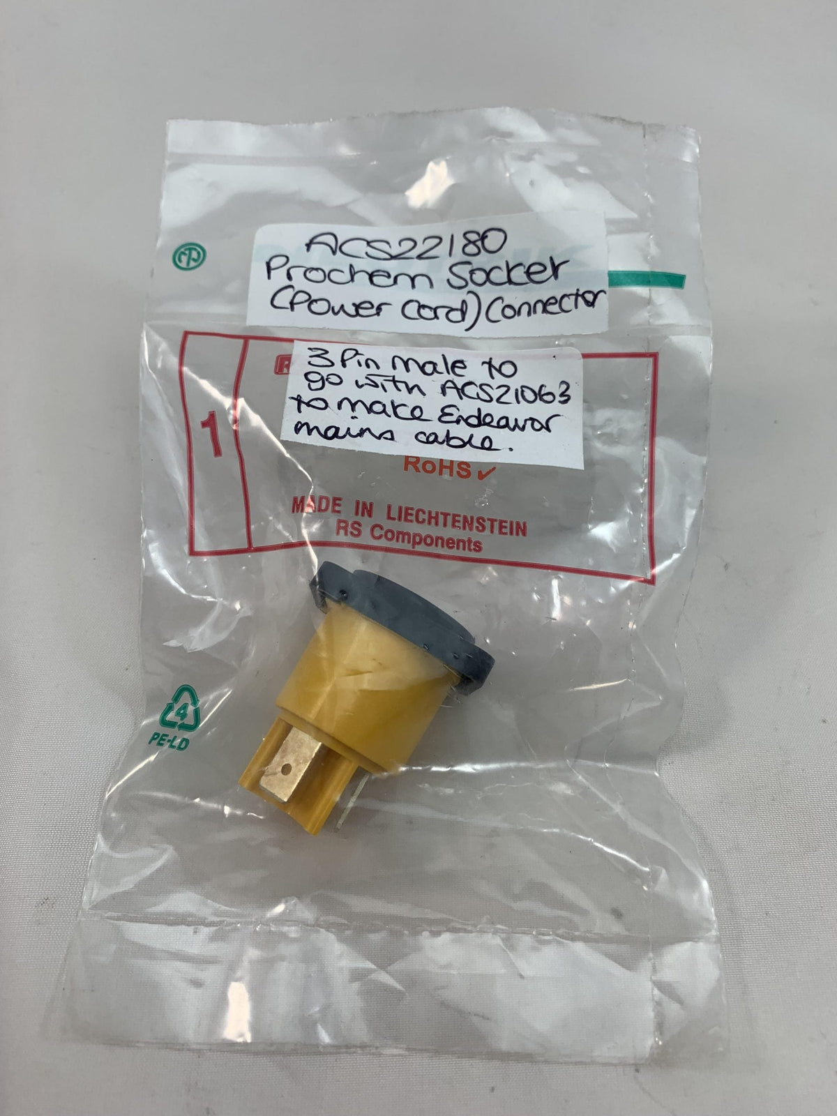Prochem - E13734 - CONNECTOR, 3 PIN MALE  (B13734)