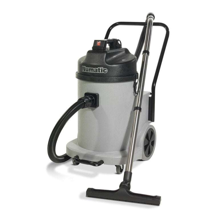 Numatic - NES900A.GREY.BLACK.V17.240V.KIT BB5.DAF.DUSTCARE AUTO SYSTEM