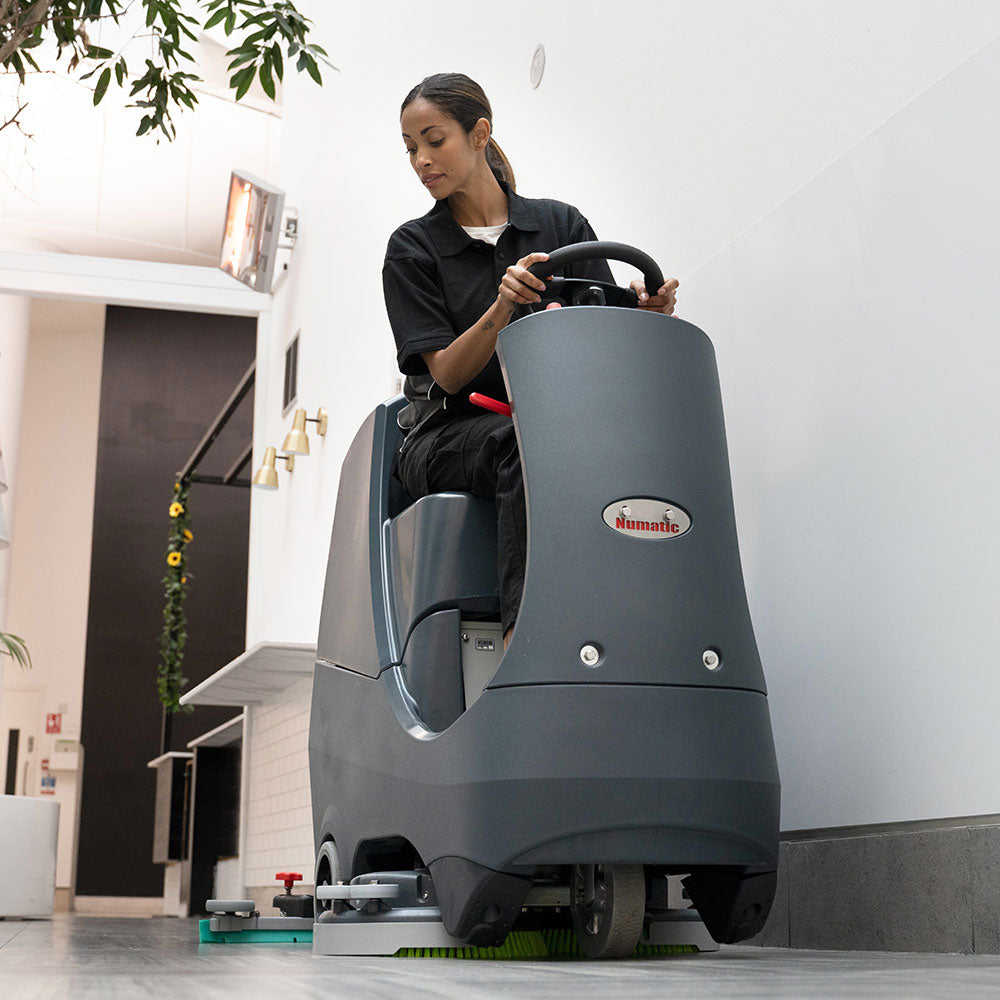 Numatic CRL8072 NX1K Battery Ride-on Scrubber Dryer