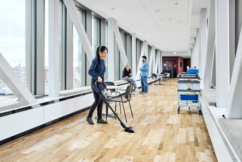 Nilfisk VU200 L-ion Cordless Stick Vacuum