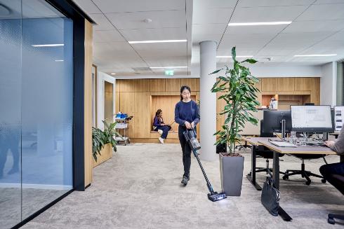 Nilfisk VU200 L-ion Cordless Stick Vacuum