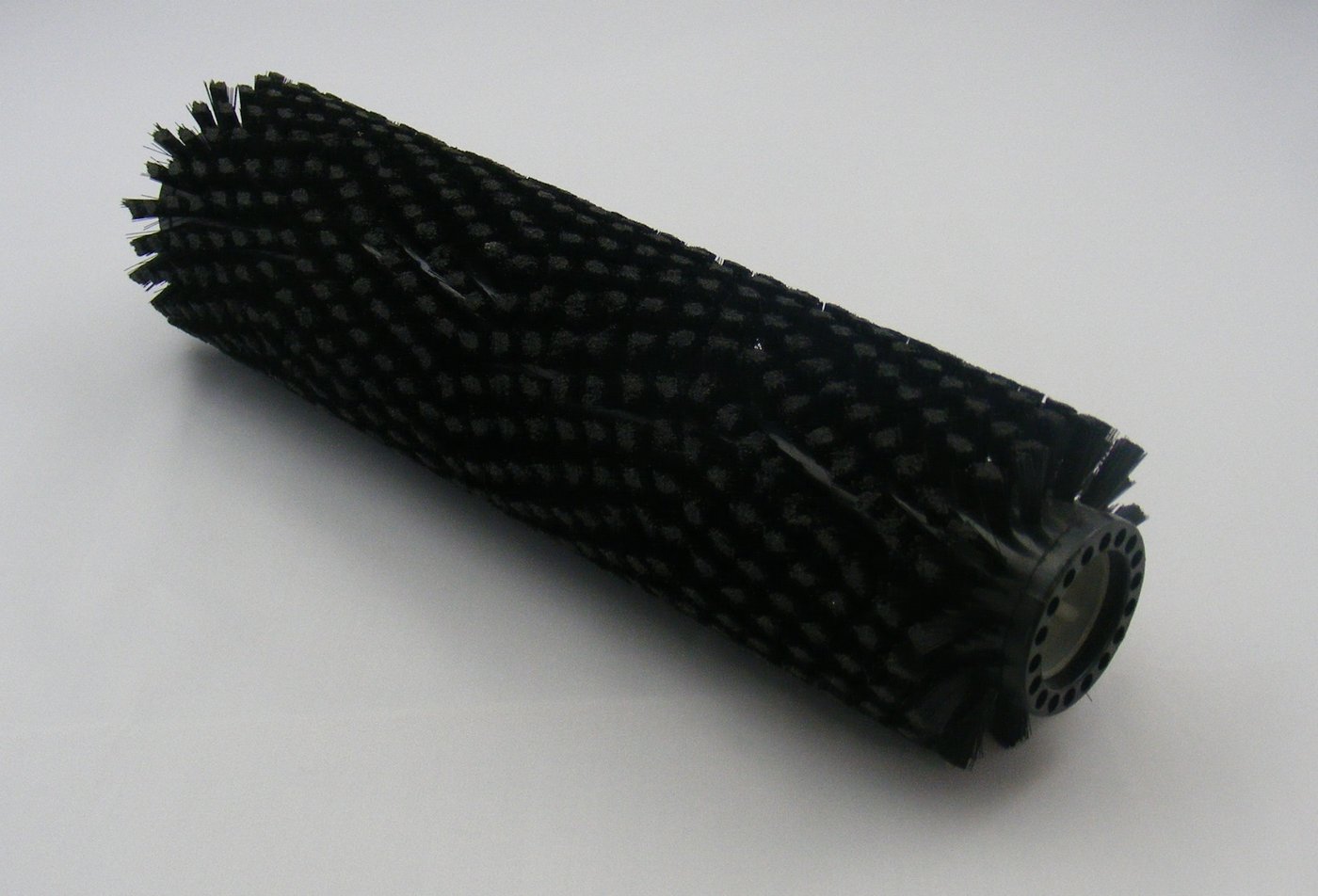 BRUSH ROLLER LW46 WITH INSERT BRISTLE 0,20 BLACK