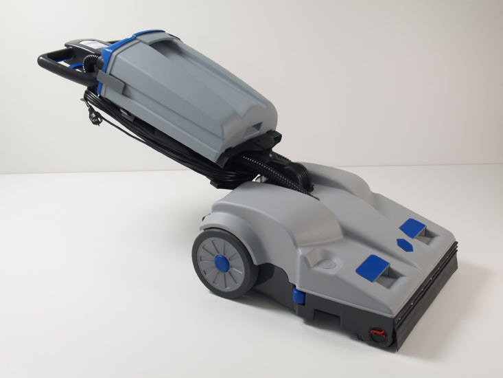 Lindhaus wide area vacuum